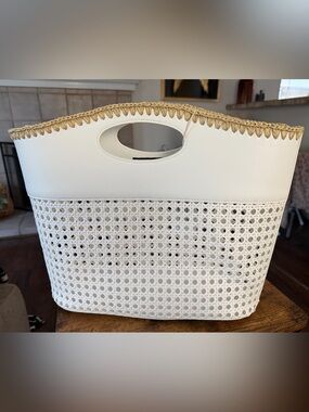 l*space “Casablanca” White Woven Tote with Tan Trim
